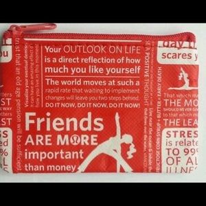 Super cute lululemon walet/mini bag!